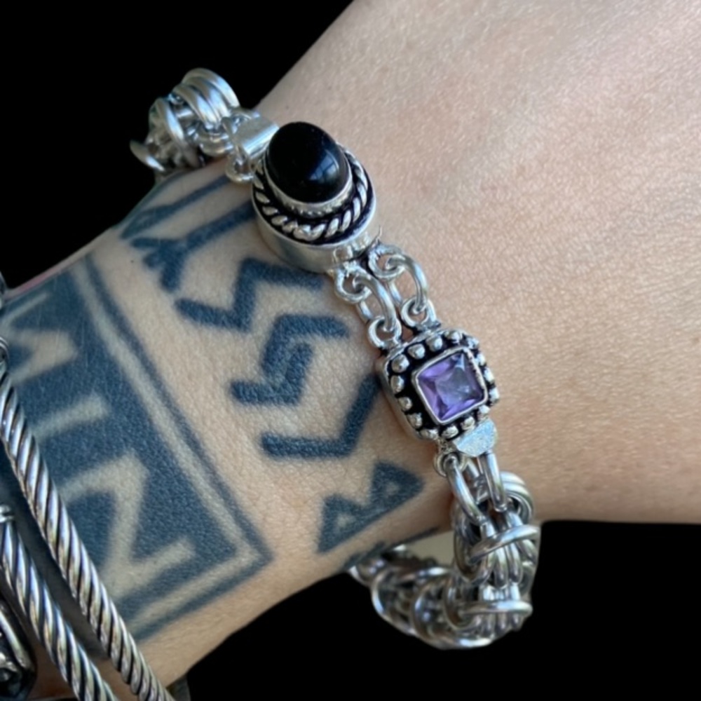 Amethyst & onyx gemstones , handmade maille links bizantine chain bracelet